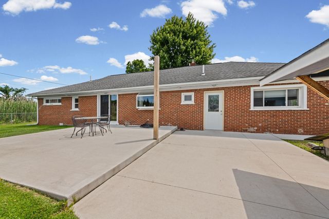 7762 Shea Road, Ira, MI 48023
