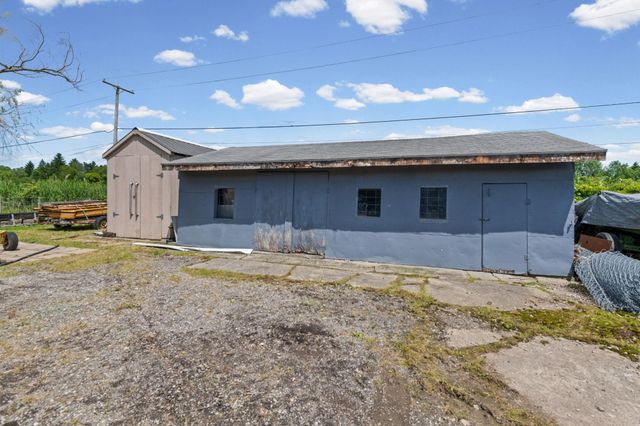 7762 Shea Road, Ira, MI 48023