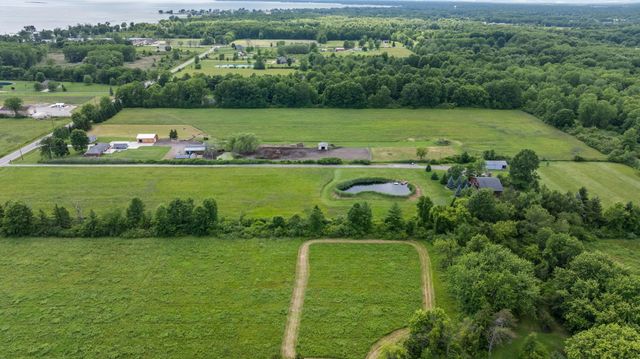 7762 Shea Road, Ira, MI 48023