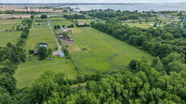 7762 Shea Road, Ira, MI 48023