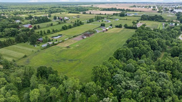 7762 Shea Road, Ira, MI 48023