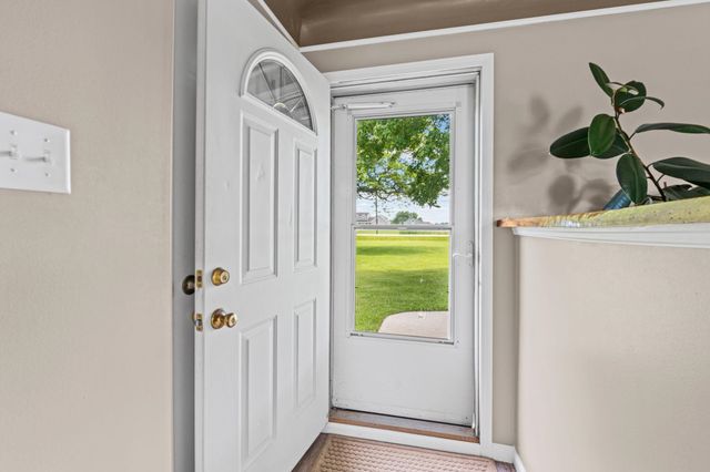7762 Shea Road, Ira, MI 48023
