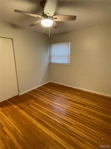 429 Shepley Drive, St Louis, MO 63137