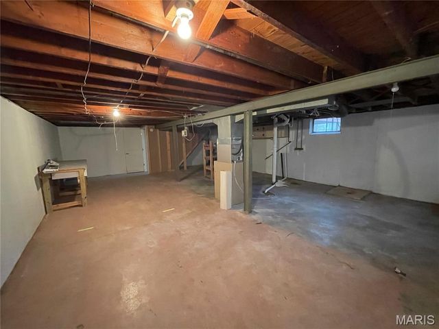 429 Shepley Drive, St Louis, MO 63137