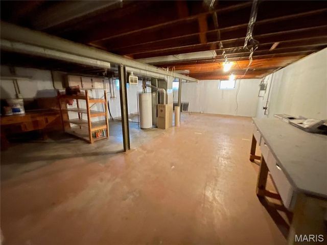 429 Shepley Drive, St Louis, MO 63137