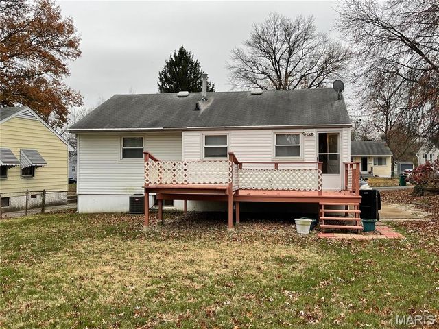 429 Shepley Drive, St Louis, MO 63137