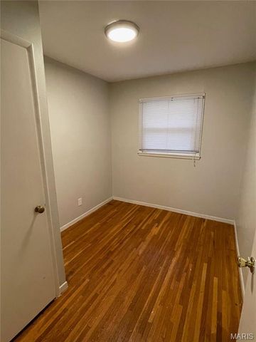 429 Shepley Drive, St Louis, MO 63137