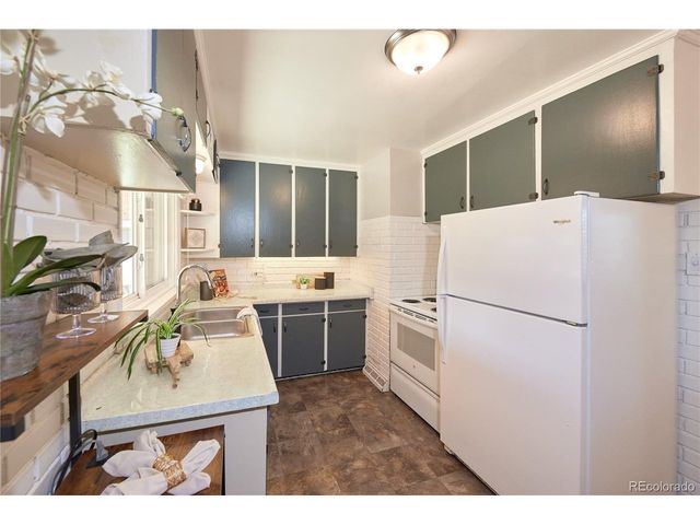 5185 Beach Ct, Denver, CO 80221