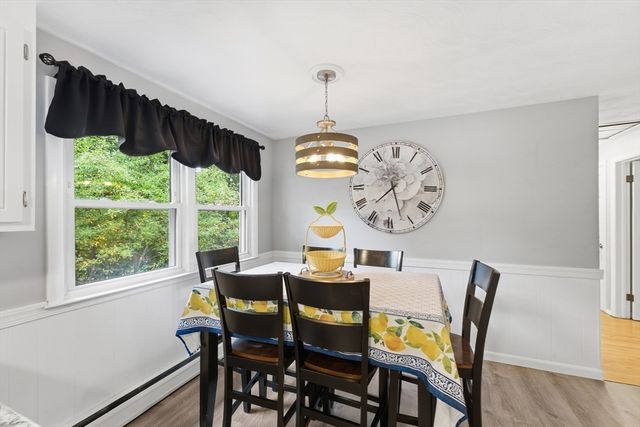 28 Intervale Rd, Springfield, MA 01118