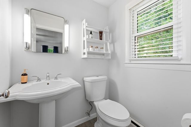 28 Intervale Rd, Springfield, MA 01118