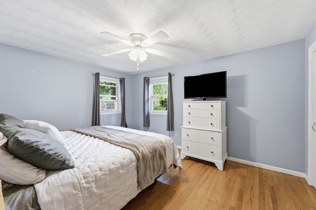 28 Intervale Rd, Springfield, MA 01118