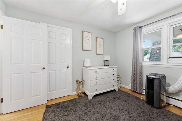 28 Intervale Rd, Springfield, MA 01118