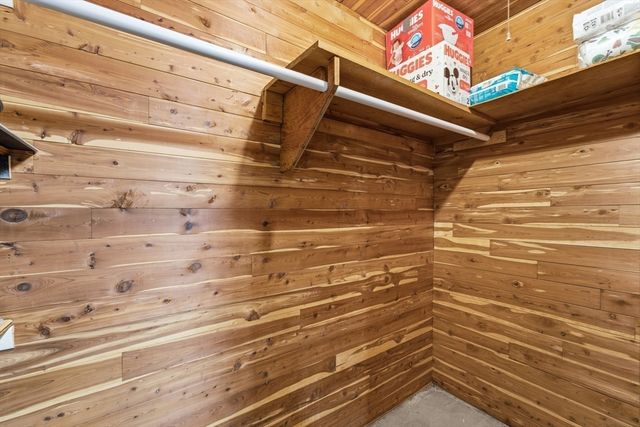 28 Intervale Rd, Springfield, MA 01118