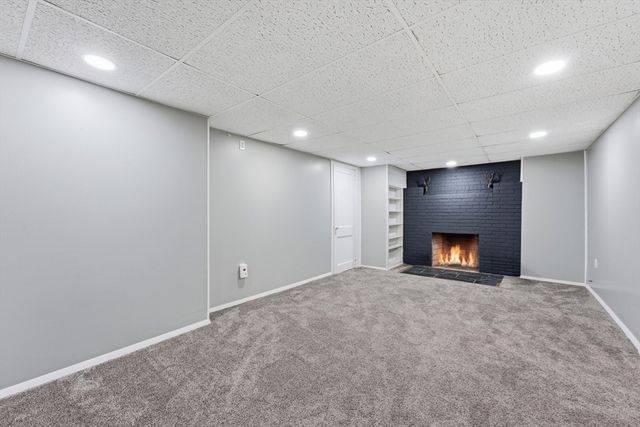 28 Intervale Rd, Springfield, MA 01118