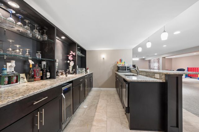11215 Wilshire Drive, Shelby Twp, MI 48315