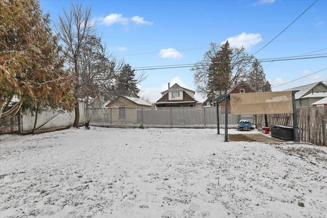 2521 E Queen Ave, Spokane, WA 99217