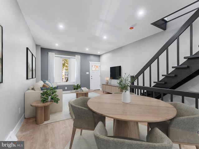 2444 S LAMBERT ST, Philadelphia, PA 19145