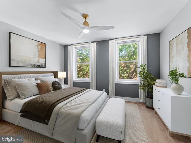 2444 S LAMBERT ST, Philadelphia, PA 19145