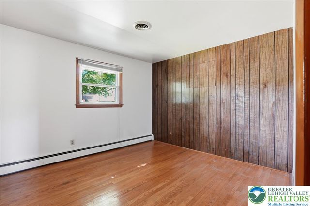 2224 Sunset Lane, Fountain Hill Boro, PA 18015