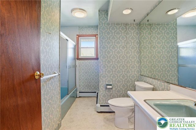 2224 Sunset Lane, Fountain Hill Boro, PA 18015