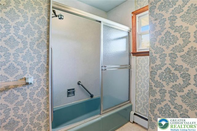 2224 Sunset Lane, Fountain Hill Boro, PA 18015