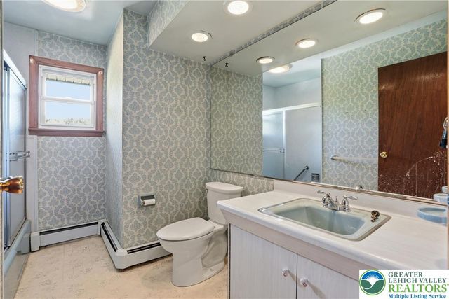 2224 Sunset Lane, Fountain Hill Boro, PA 18015