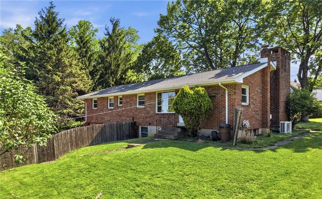 2224 Sunset Lane, Fountain Hill Boro, PA 18015