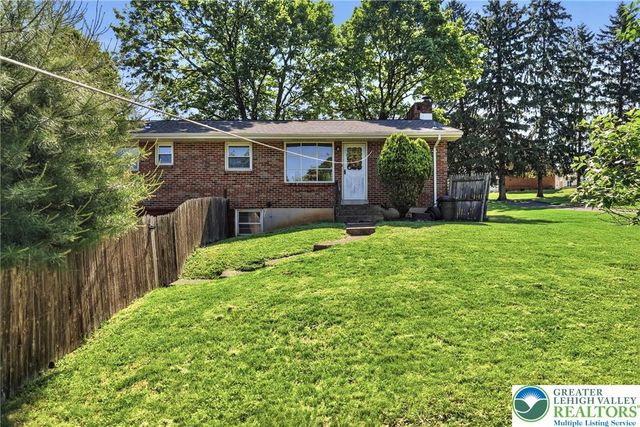 2224 Sunset Lane, Fountain Hill Boro, PA 18015