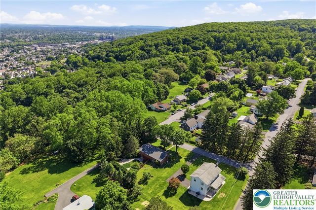 2224 Sunset Lane, Fountain Hill Boro, PA 18015