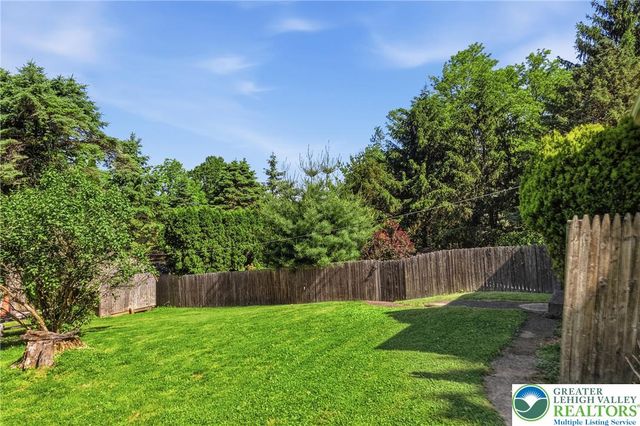 2224 Sunset Lane, Fountain Hill Boro, PA 18015