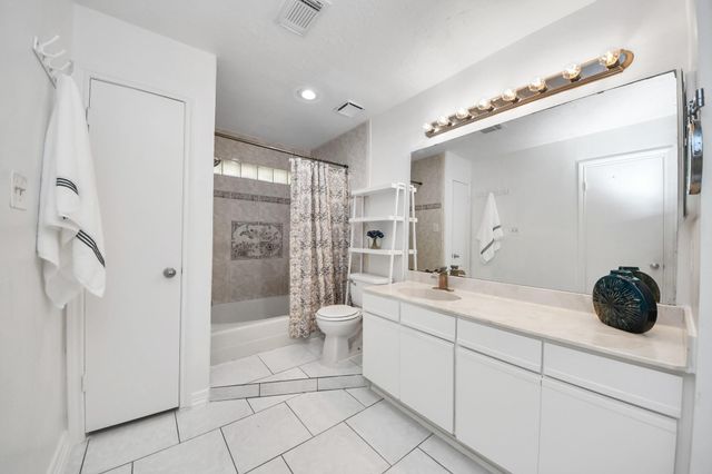 13943 Cantwell Drive, Houston, TX 77014