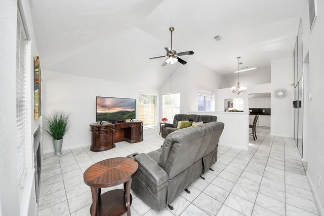 13943 Cantwell Drive, Houston, TX 77014