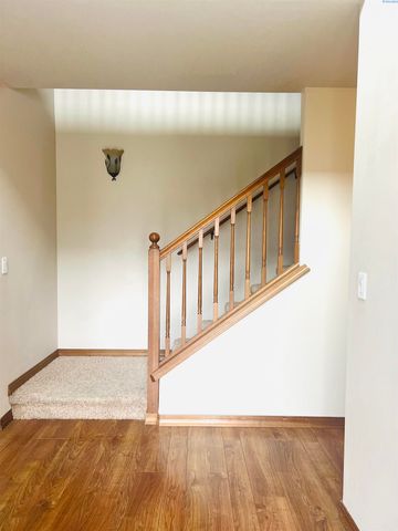 4112 Fernwood Ln, Pasco, WA 99301