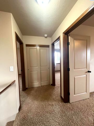 4112 Fernwood Ln, Pasco, WA 99301