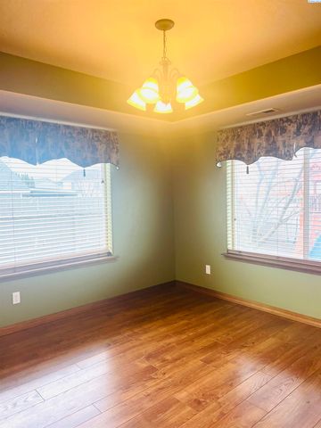 4112 Fernwood Ln, Pasco, WA 99301