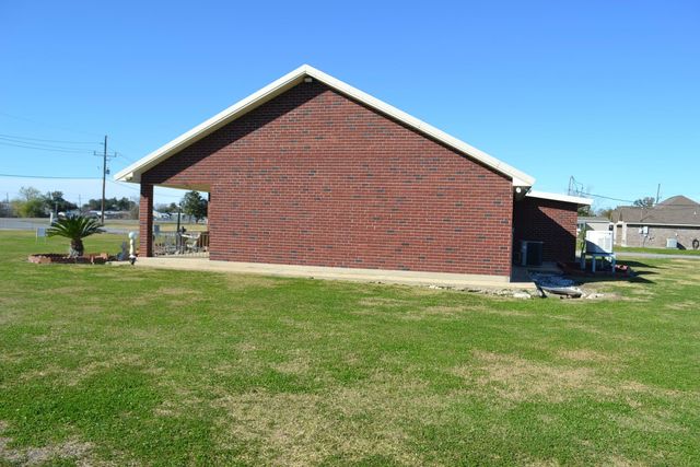 15819 East Main Street, Cut Off, LA 70345