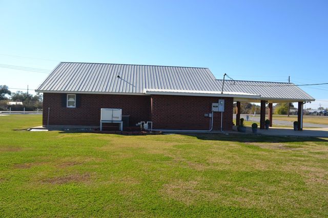 15819 East Main Street, Cut Off, LA 70345