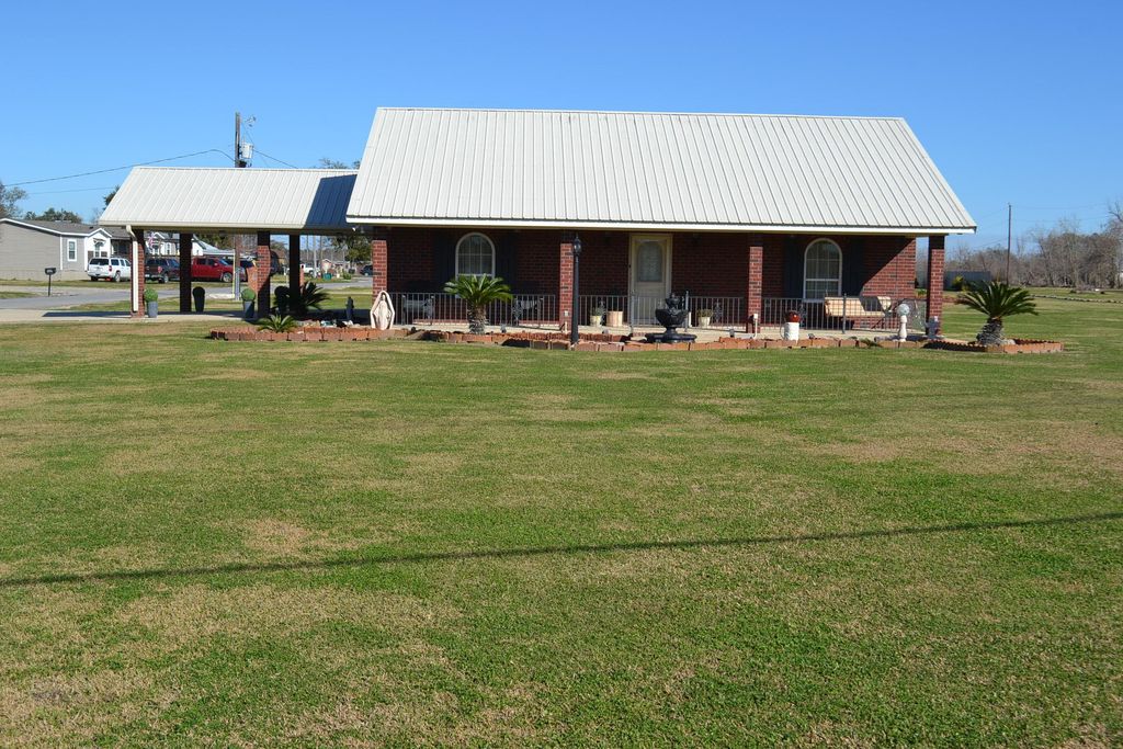 15819 East Main Street, Cut Off, LA 70345