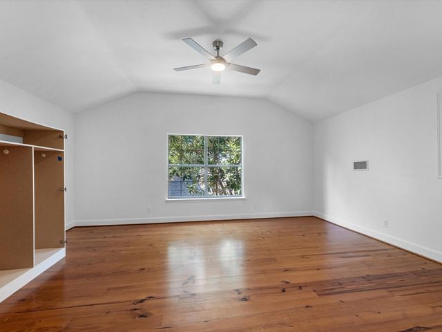 3210 Elmridge Street, Houston, TX 77025