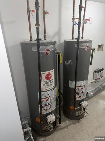 339 Ocean Avenue, Jersey City, NJ 07305