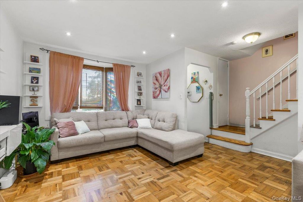 3303 Eastchester Road, Bronx, NY 10469 — photo 2