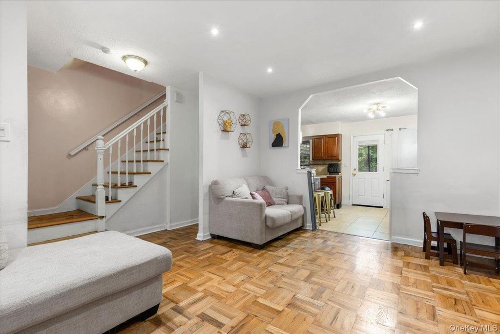 3303 Eastchester Road, Bronx, NY 10469 — photo 5