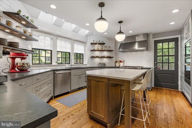 151 PATTON AVE, Princeton, NJ 08540
