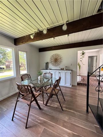 1702 Countryside Drive, Pittsburg, KS 66762