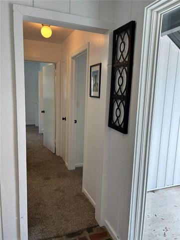 1702 Countryside Drive, Pittsburg, KS 66762