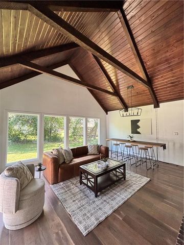 1702 Countryside Drive, Pittsburg, KS 66762