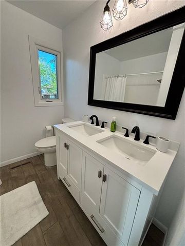 1702 Countryside Drive, Pittsburg, KS 66762