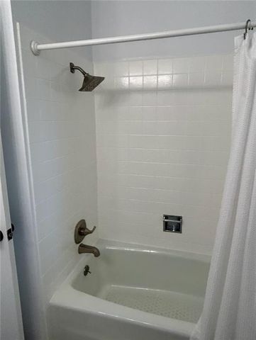 1702 Countryside Drive, Pittsburg, KS 66762