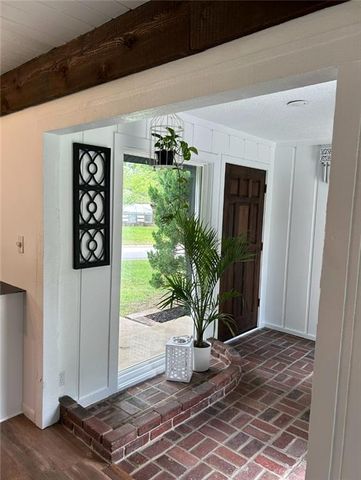 1702 Countryside Drive, Pittsburg, KS 66762