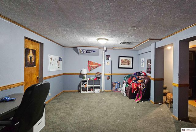 14830 Paul Plaza, Omaha, NE 68154